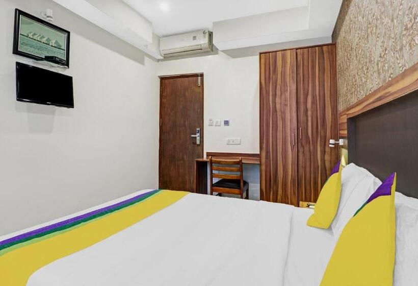 Itsy Hotels Elmas Golden Key