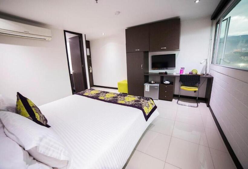 בית מלון כפרי Golden Palermo