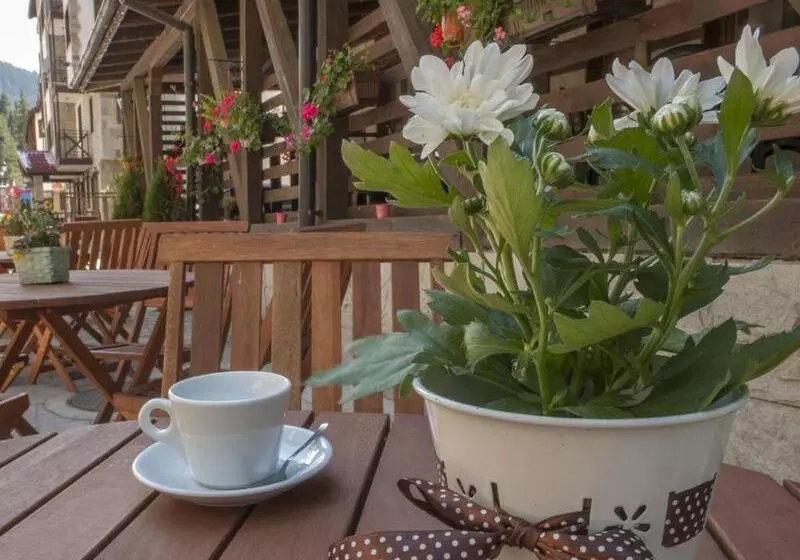 ホテル GreenLife Pamporovo