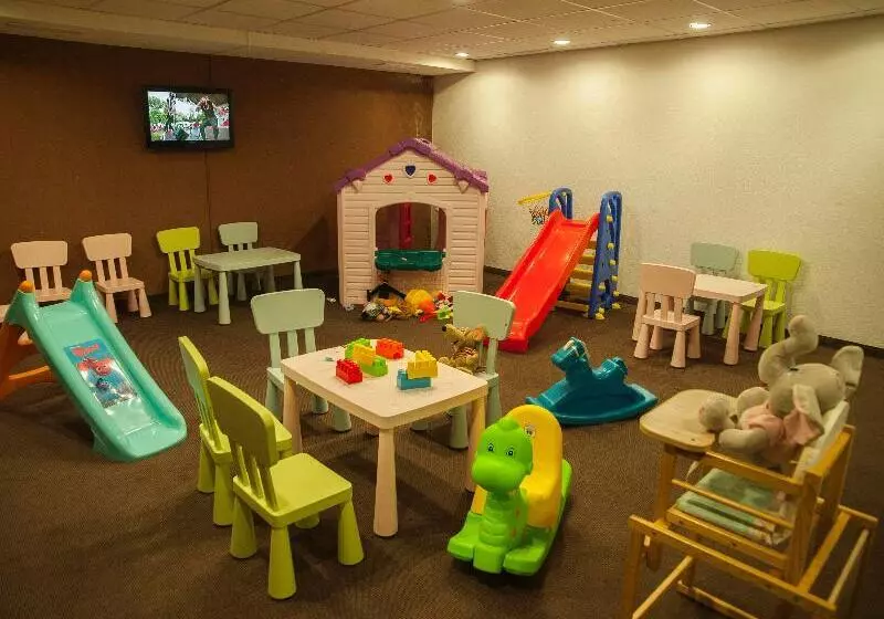 ホテル GreenLife Pamporovo