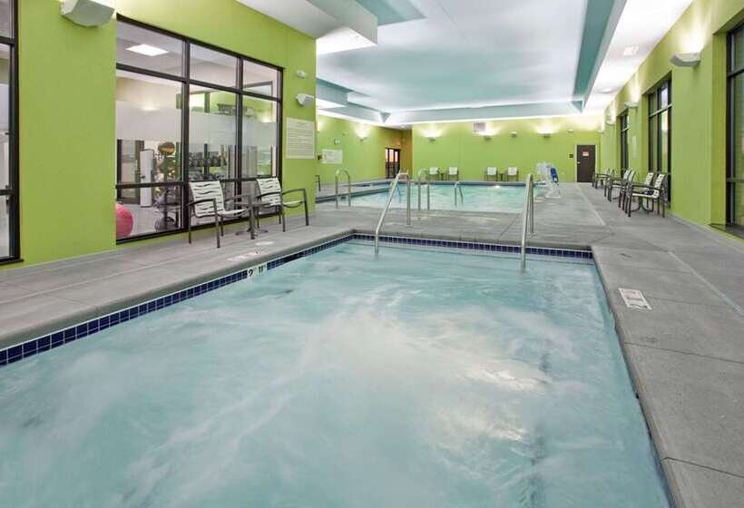 فندق Hampton Inn Kearney