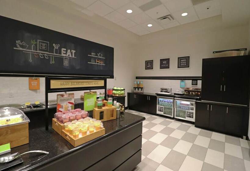 فندق Hampton Inn Kearney