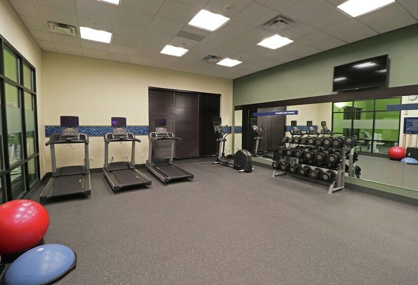 فندق Hampton Inn Kearney