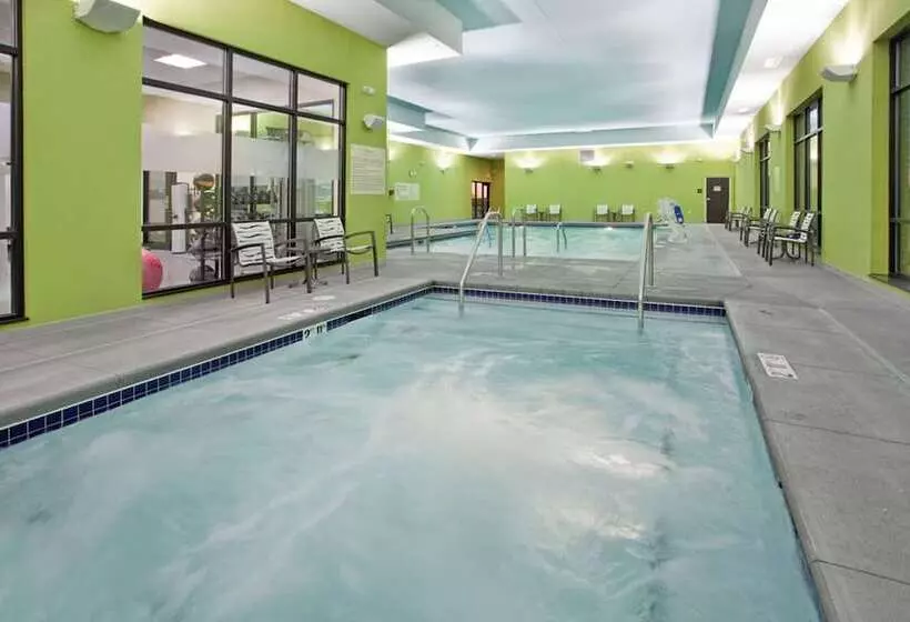 فندق Hampton Inn Kearney