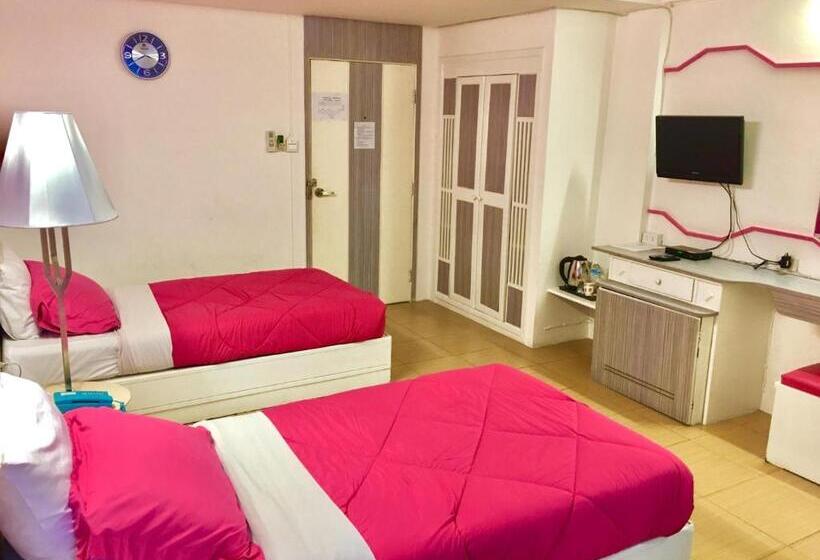 בית מלון כפרי Highway