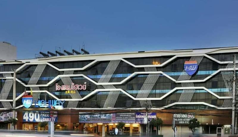 בית מלון כפרי Highway