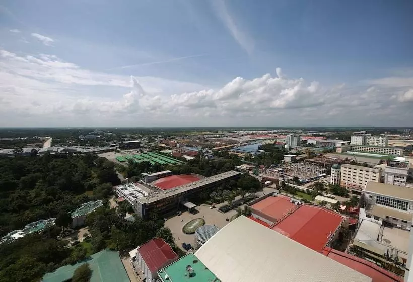 فندق Holiday Palace