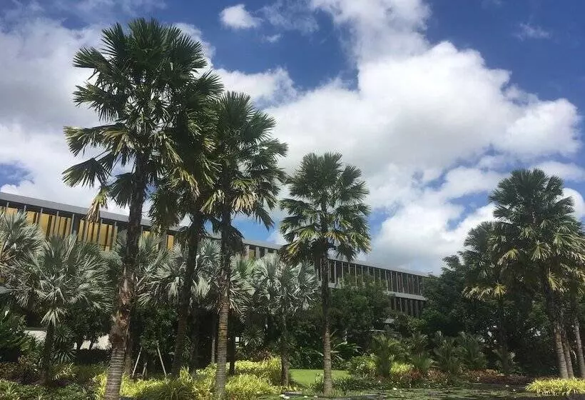 فندق Holiday Palace