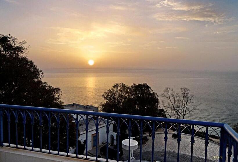 בית מלון כפרי La Villa Bleue Sidi Bou Said