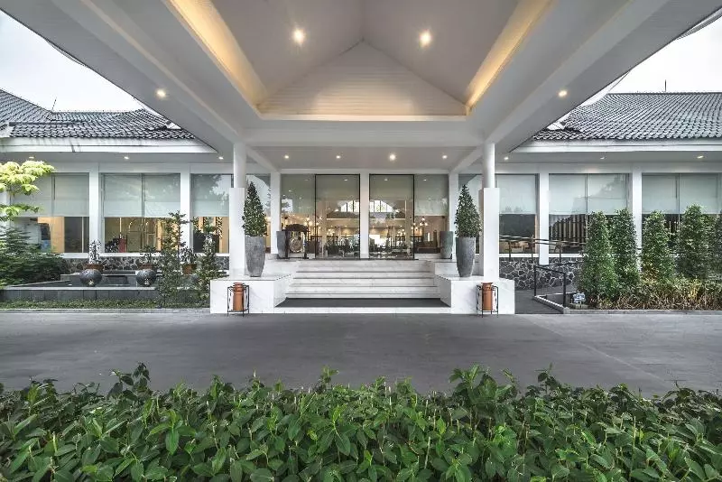 Otel Lido Lake Resort By Mnc