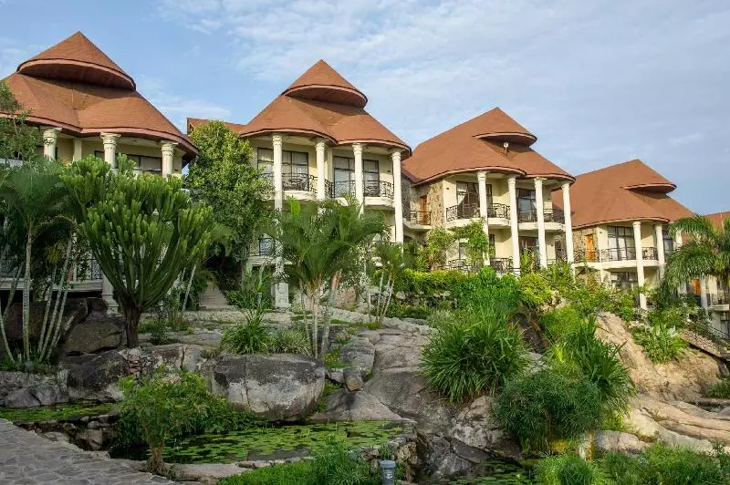 Hotel Malaika Beach Resort