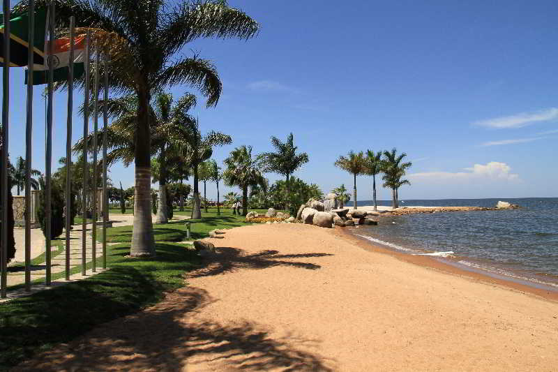 فندق Malaika Beach Resort