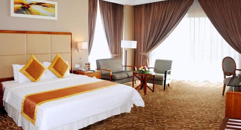 בית מלון כפרי Nilai Springs Resort