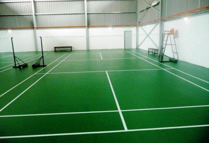 בית מלון כפרי Nilai Springs Resort