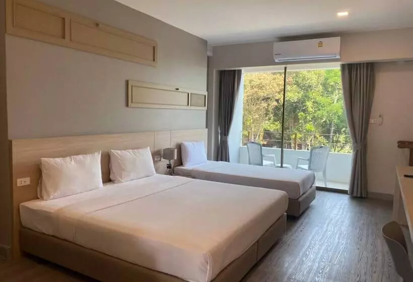 هتل Rayong Chalet Resort