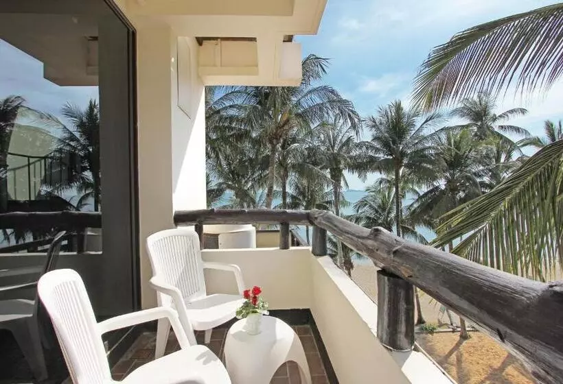 هتل Rayong Chalet Resort