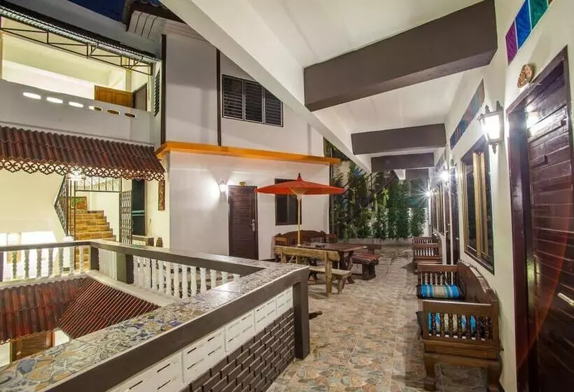 Отель Somwang Boutique