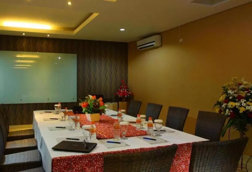 Sumi Hotel Simpang Lima Semarang