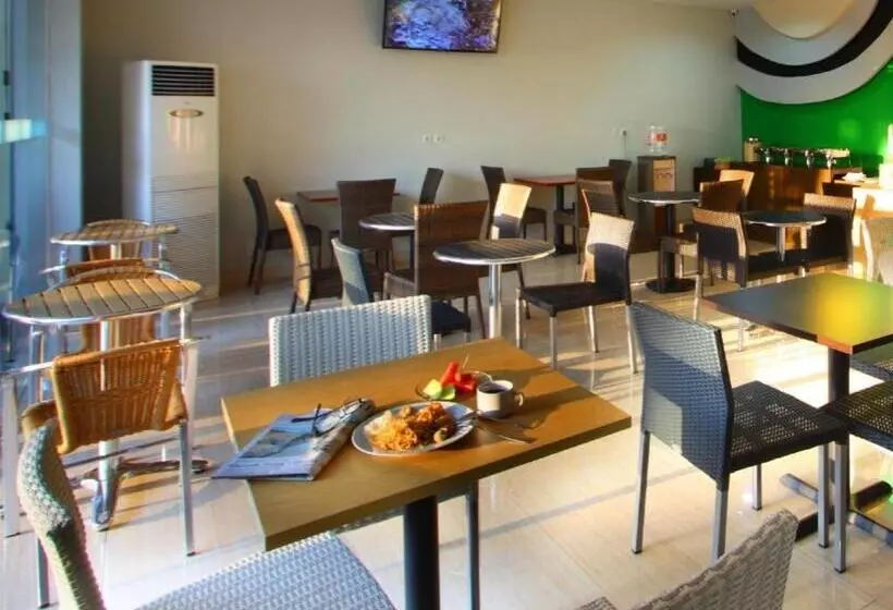 Sumi Hotel Simpang Lima Semarang