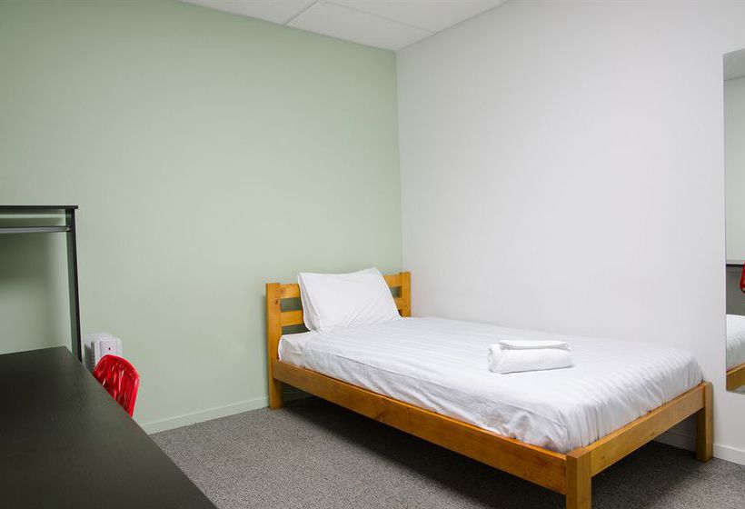 Отель The Setup On Dixon  Hostel