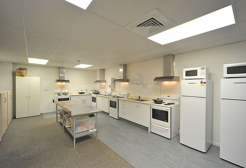 Отель The Setup On Dixon  Hostel