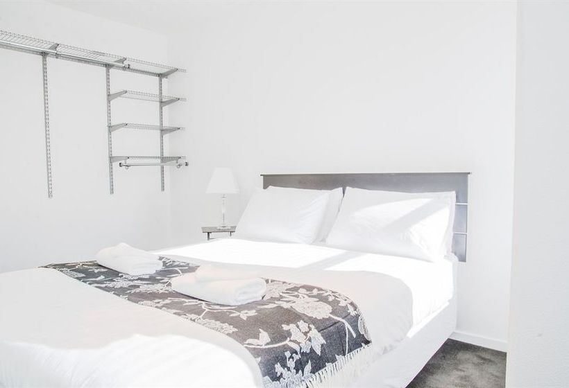 Отель The Setup On Dixon  Hostel