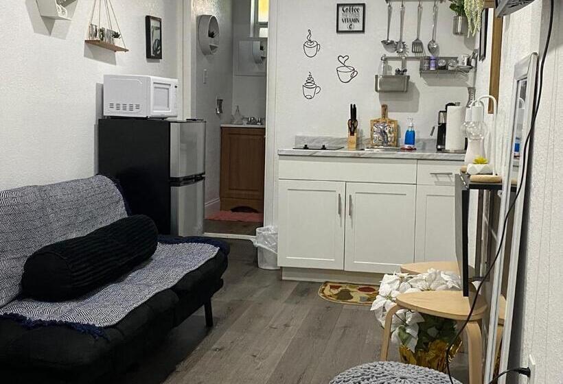 צימר Tiny Place W Private Hot Jacuzzi 7 Min To Miami International Airport