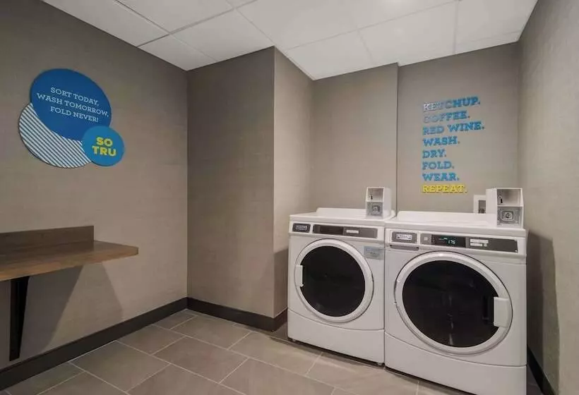 ホテル Tru By Hilton Wilson