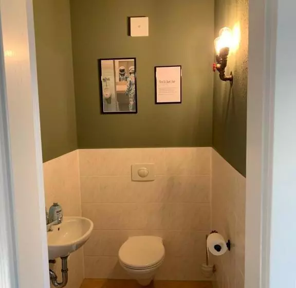 ペンション Gästezimmer In Einer Ferienwohnung Thiele In Roßwein