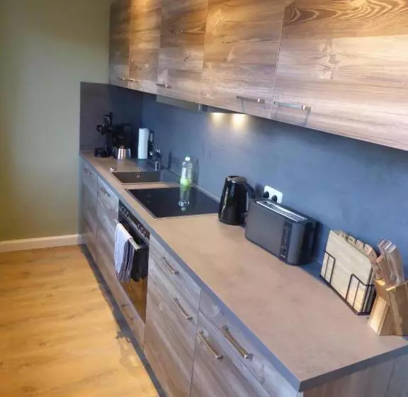 ペンション Gästezimmer In Einer Ferienwohnung Thiele In Roßwein