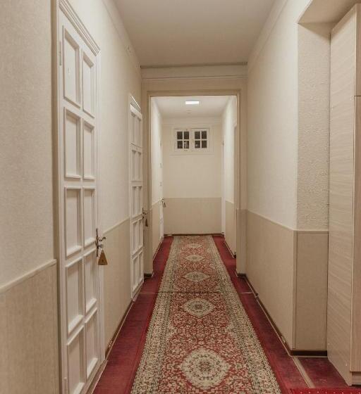 Pensionat Sevara Guest House