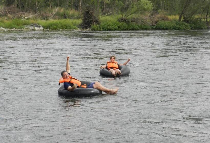 منتجع Thabela Thabeng