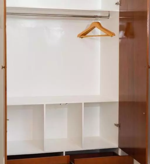 Hotelli Monica Midtown Suites