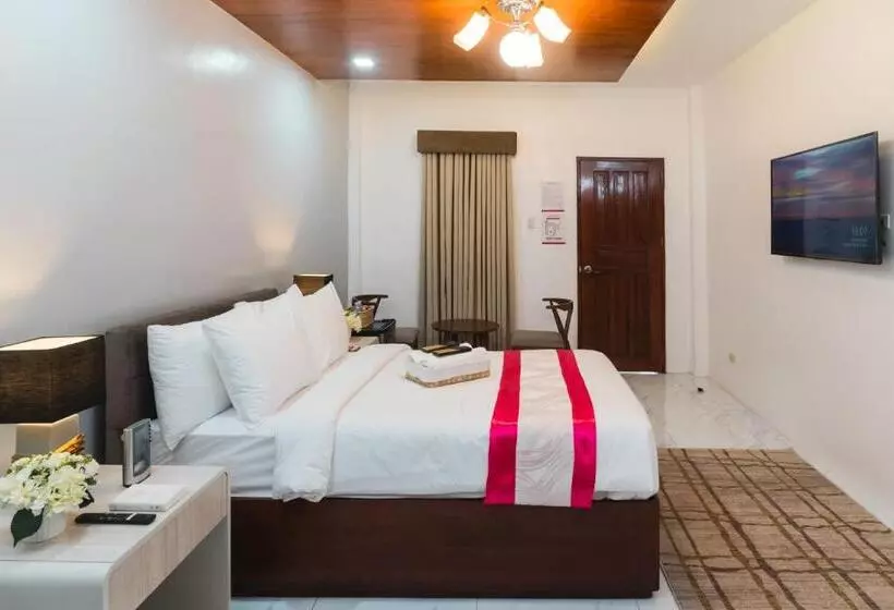 Hotelli Monica Midtown Suites