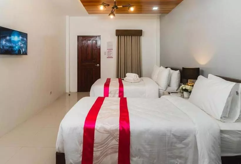 Hotelli Monica Midtown Suites