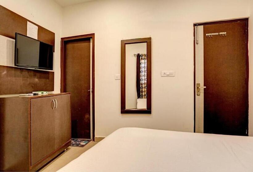 酒店 Oyo Flagship 70249  Red Hut