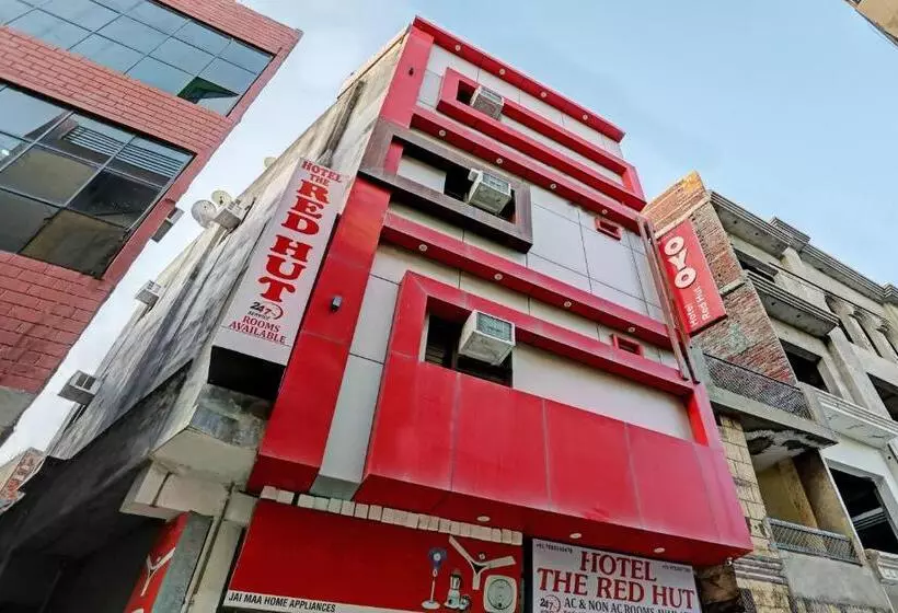 هتل Oyo Flagship 70249  Red Hut