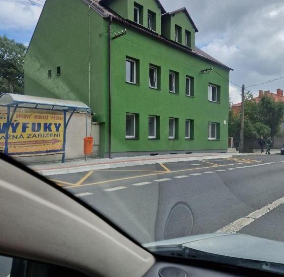 펜션 Penzion Dubí Ruská 393 110