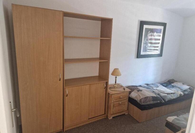 Panzió Penzion Dubí Ruská 393 110