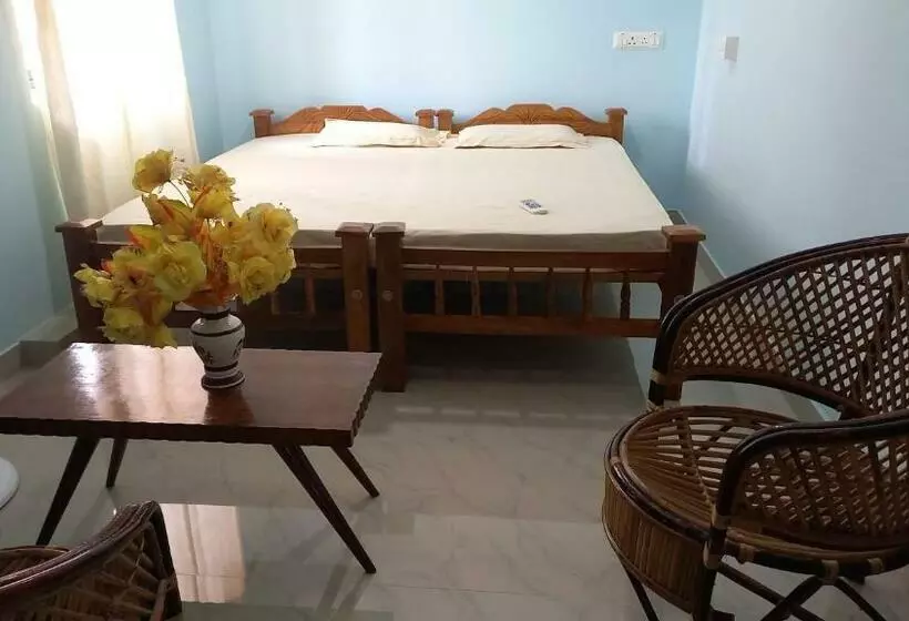 Aamiaismajoitus (B&B) Pulinthara Homes
