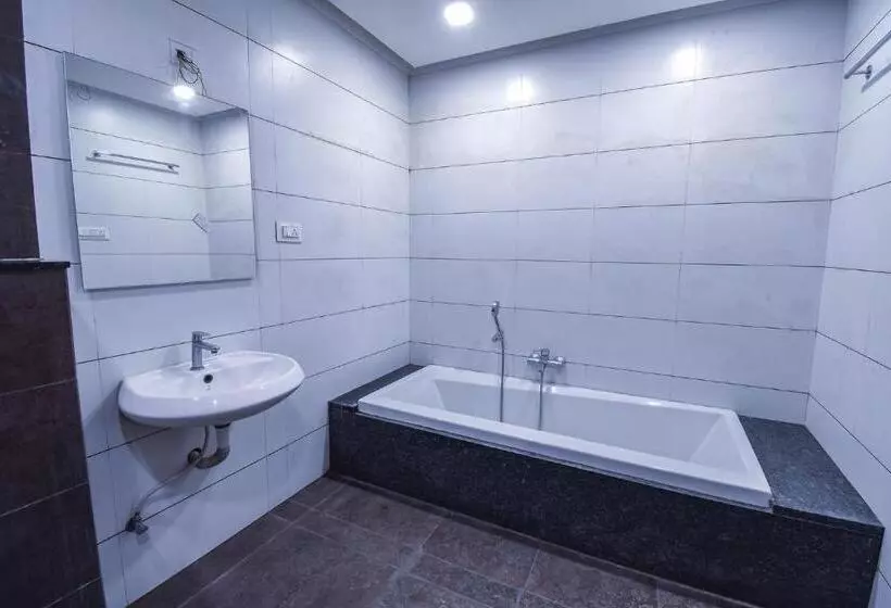Hotel Ravikiran