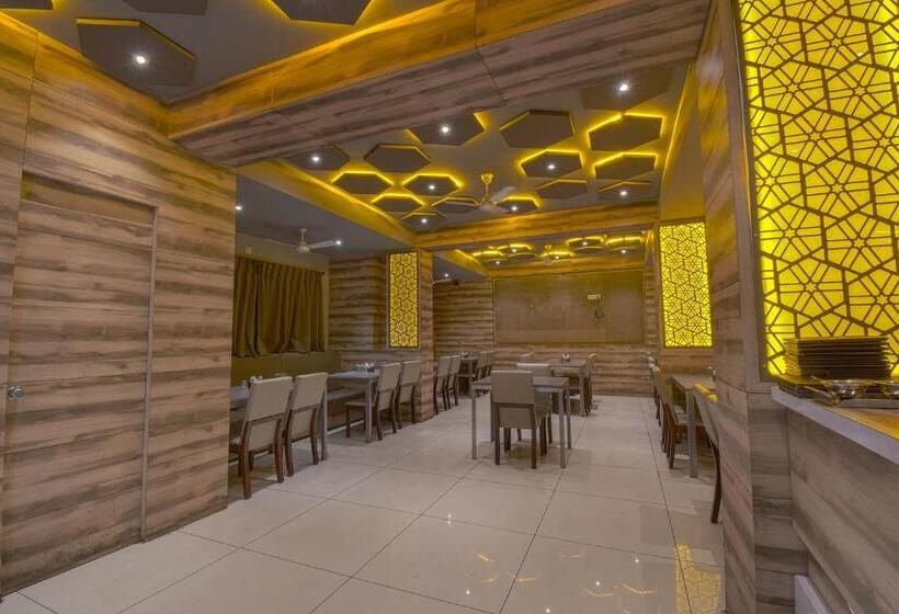 בית מלון כפרי Ravikiran