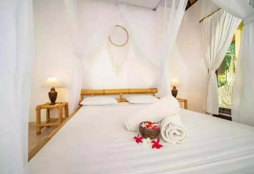 Majatalo Green Coco House