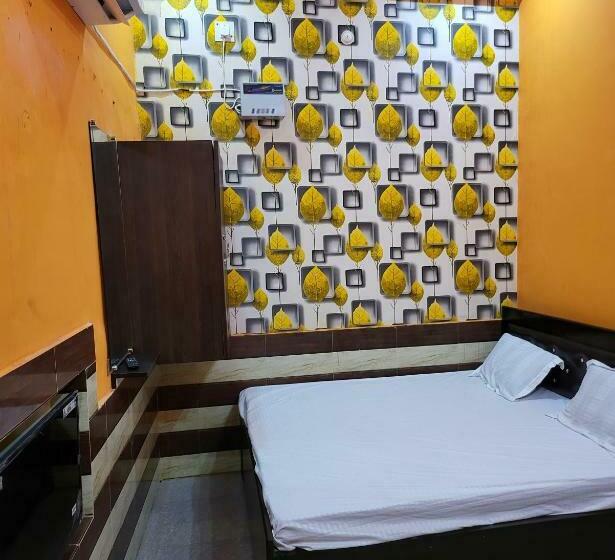 Pension Raghunandangeusthouse