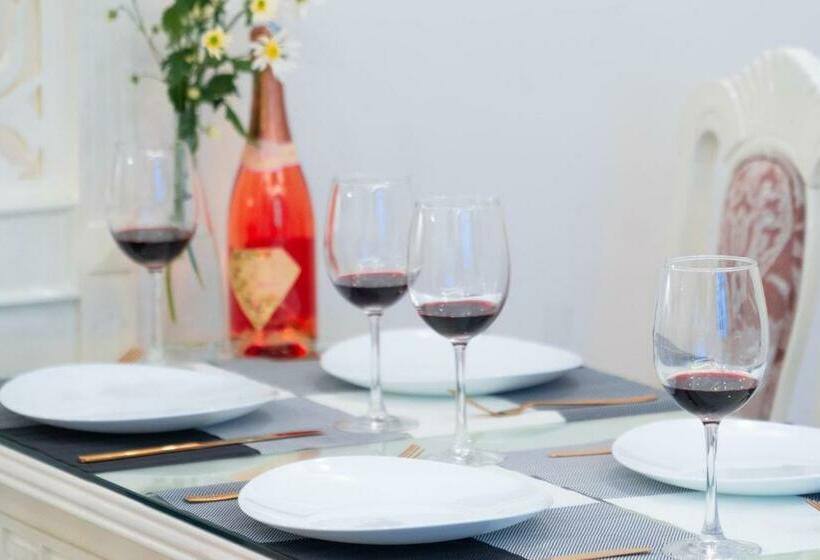 Rosee Apartment Hotel   Luxury Apartments In Cau Giay , Ha Noi