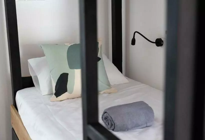 Spindrift Hostel Madiha