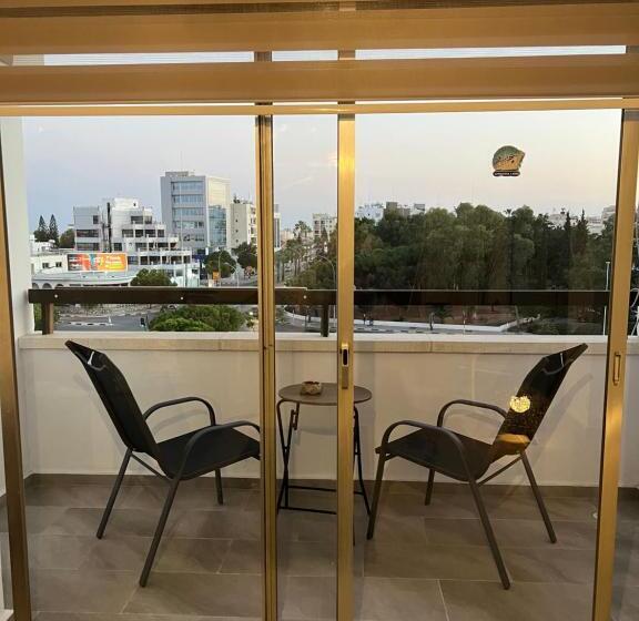 Ostello Joanna Court Rooms