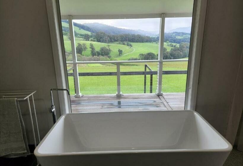 Bed and Breakfast Bellevue Homestead At Noir