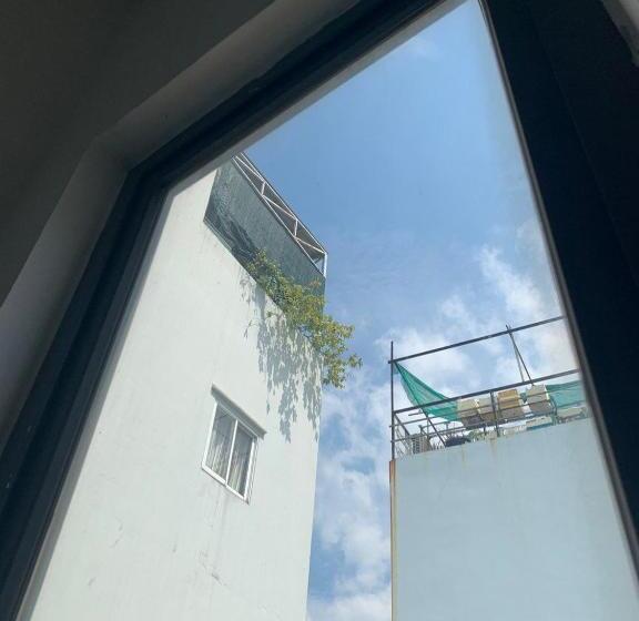 هتل کپسول Elegant Homestay Sai Gon   District 3