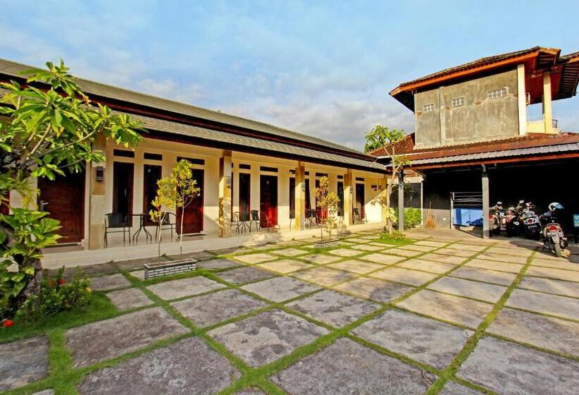 בית מלון כפרי Oyo 91881 Aratha Homestay